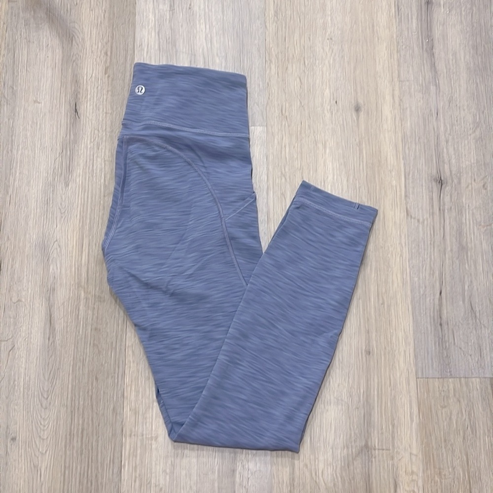 Lululemon Leggings with Pockets 25” - Picture 2 of 2